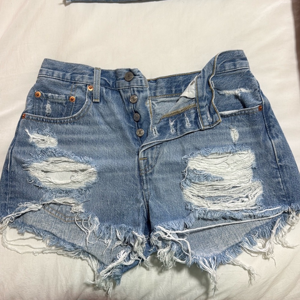 Levi’s 501 size 25